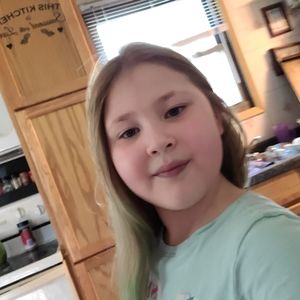 Meet your Posher, Becky